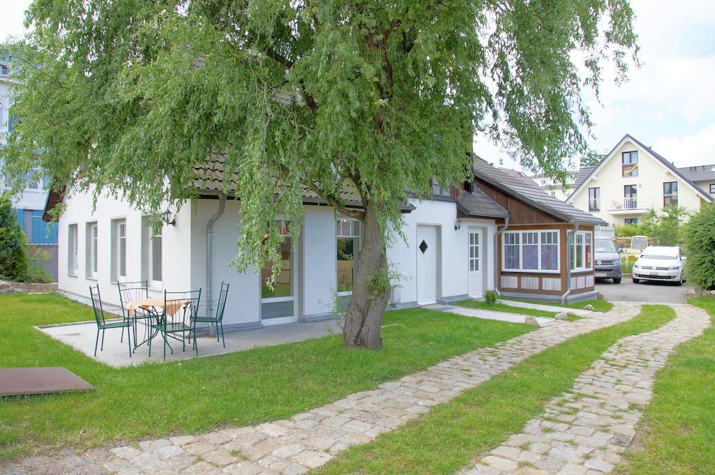 Haus Friedrich-Goehren Appartement Buitenkant foto