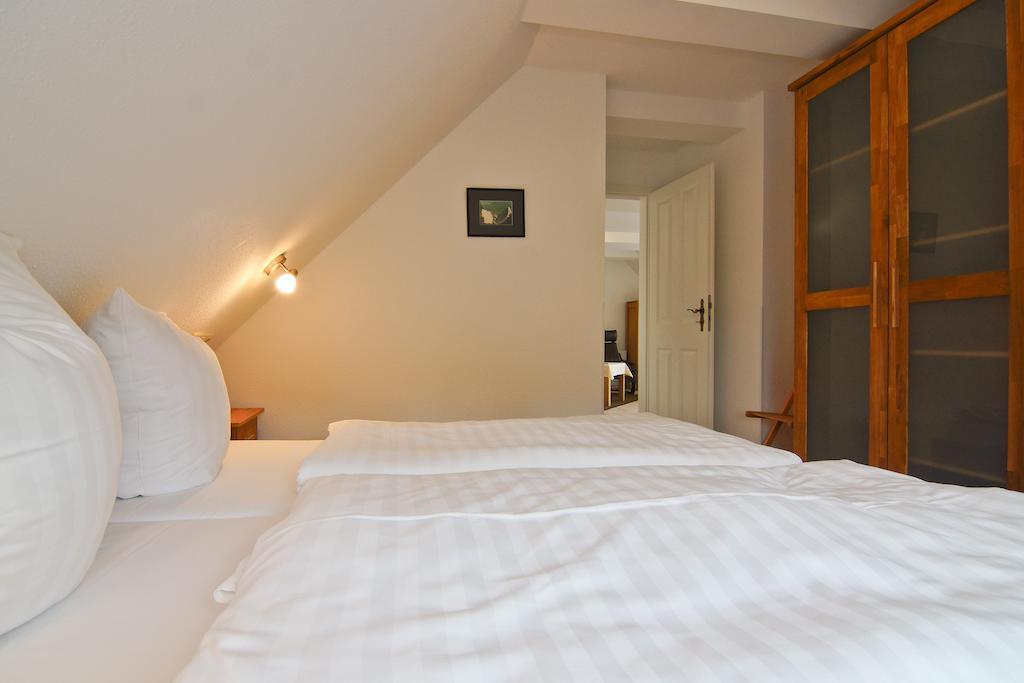 Haus Friedrich-Goehren Appartement Kamer foto