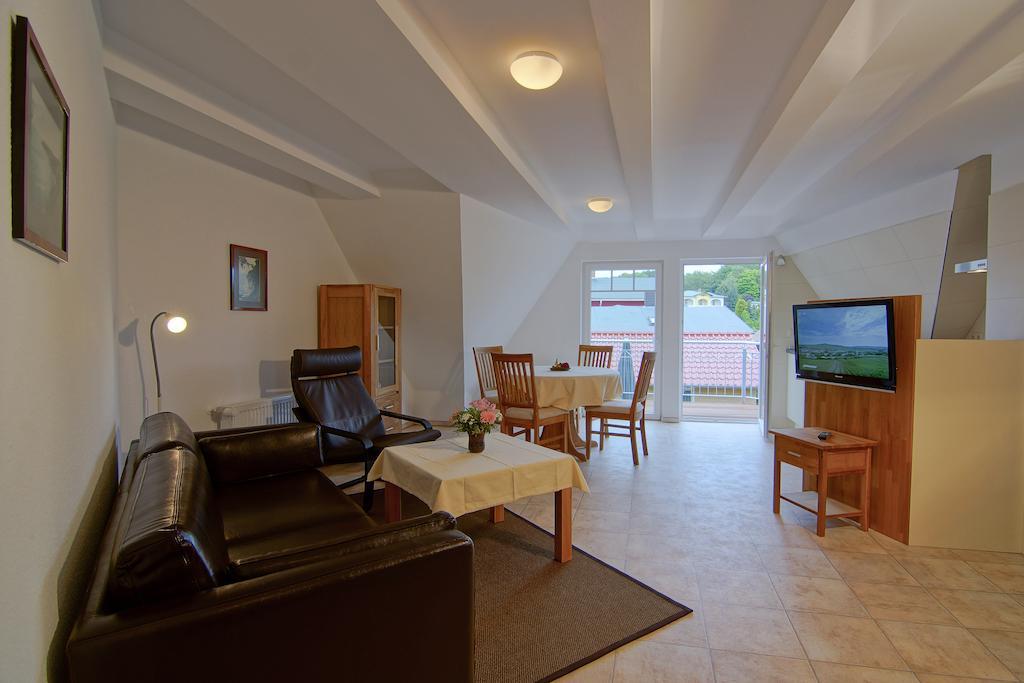 Haus Friedrich-Goehren Appartement Kamer foto